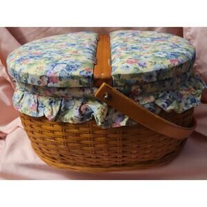Vintage Floral Woven Basket Sewing Box With Wood Handle Roses Daisy